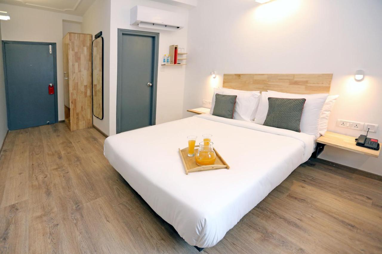 Oyo Townhouse 17 Huda City Center Near Leisure Valley Park 古尔冈 外观 照片