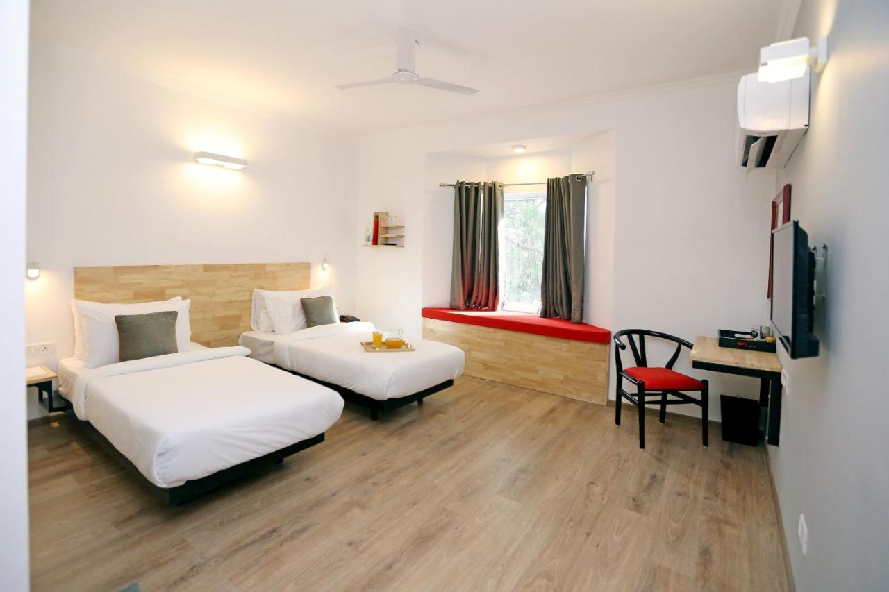 Oyo Townhouse 17 Huda City Center Near Leisure Valley Park 古尔冈 外观 照片