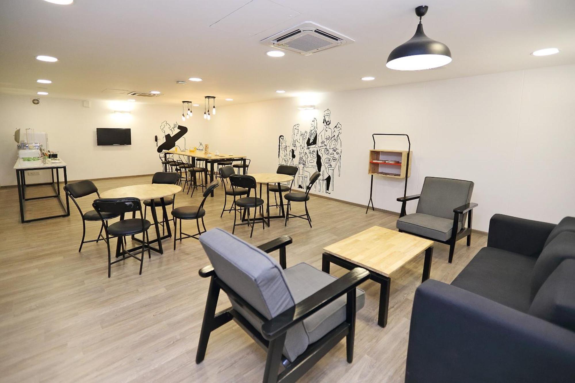 Oyo Townhouse 17 Huda City Center Near Leisure Valley Park 古尔冈 外观 照片